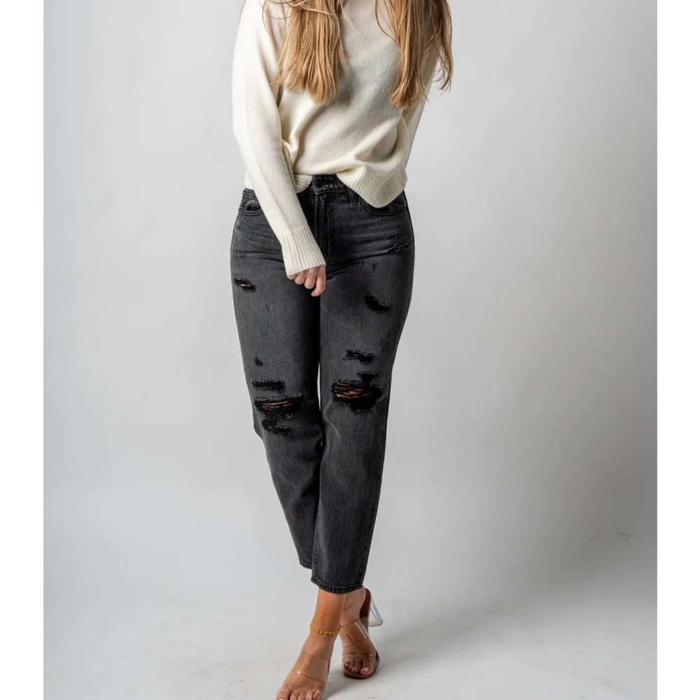 NWT HIDDEN BAILEY HIGH RISE BOYFRIEND JEANS
